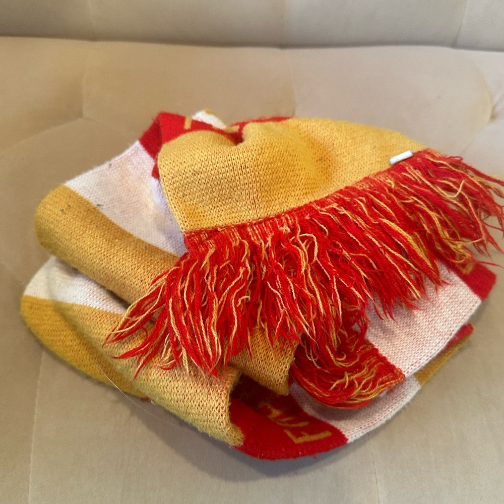 Old school San Francisco scarf. - Picture 4 of 9